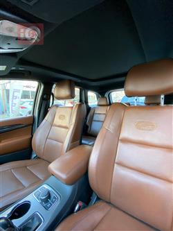 جیپ گراند شیرۆکی